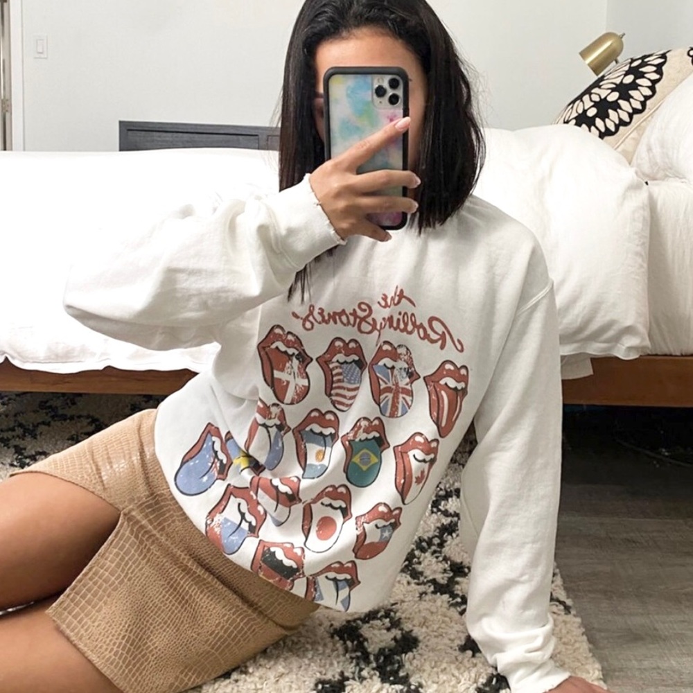 ROLLING STONES tongues distressed graphic oversized sweatshirt Urban Outfitters - Picture 7 of 9
